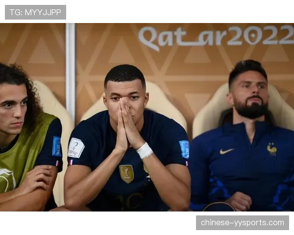 法国队更衣室氛围关键 德尚战术调整能力受关注